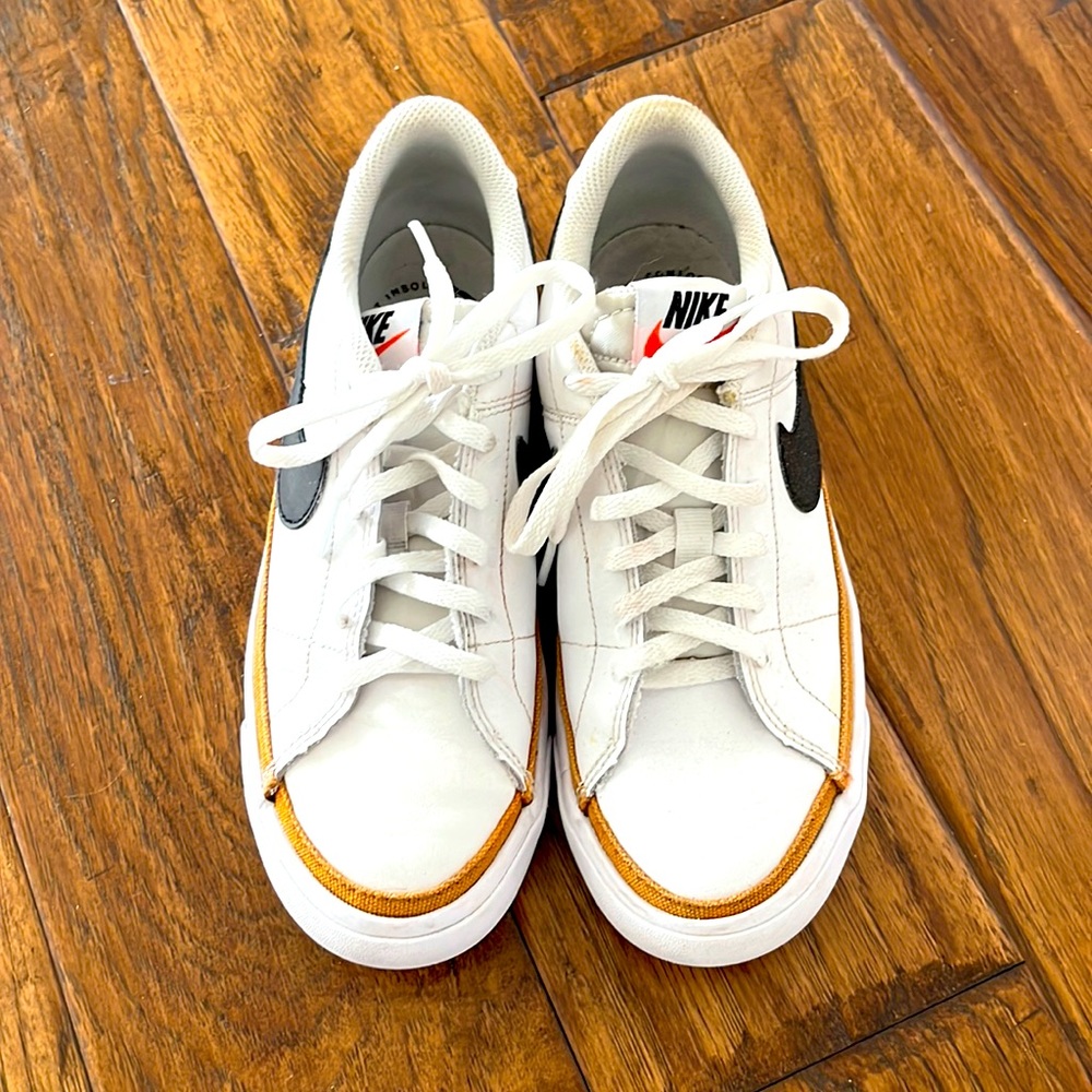 Nike Court Legacy Youth Size 4.5